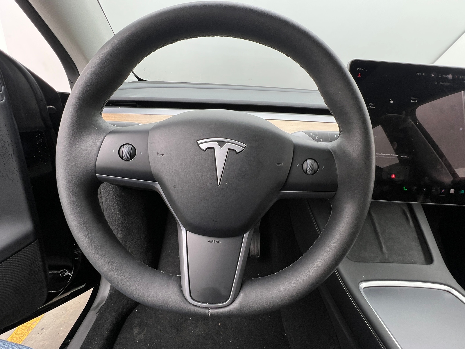 Thumbnail: 2023 Tesla Model Y - 4