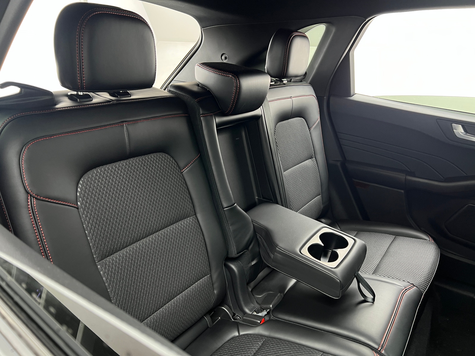 Thumbnail: 2024 Ford Escape - 6