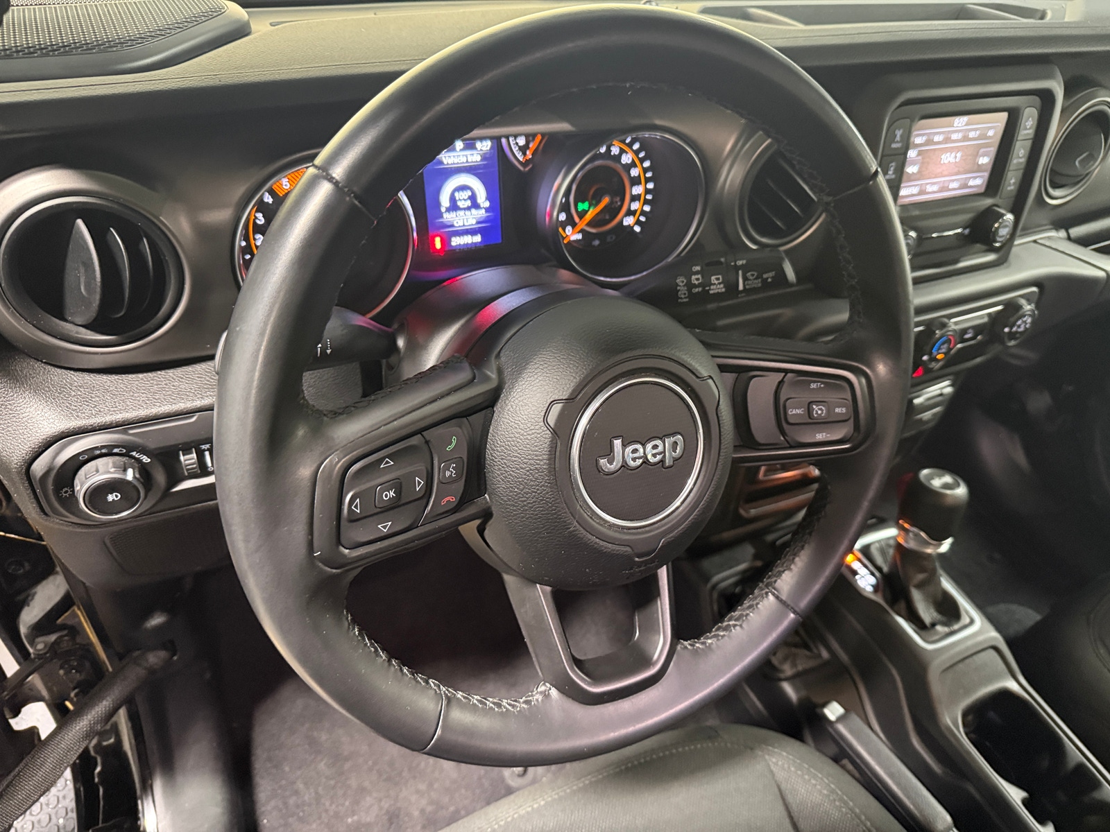 Thumbnail: 2021 Jeep Wrangler - 5