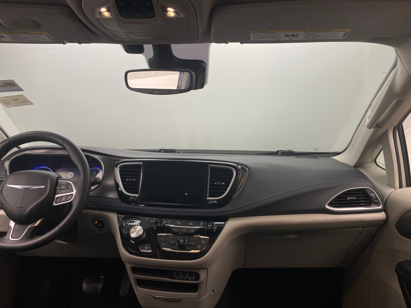 Thumbnail: 2021 Chrysler Pacifica - 3