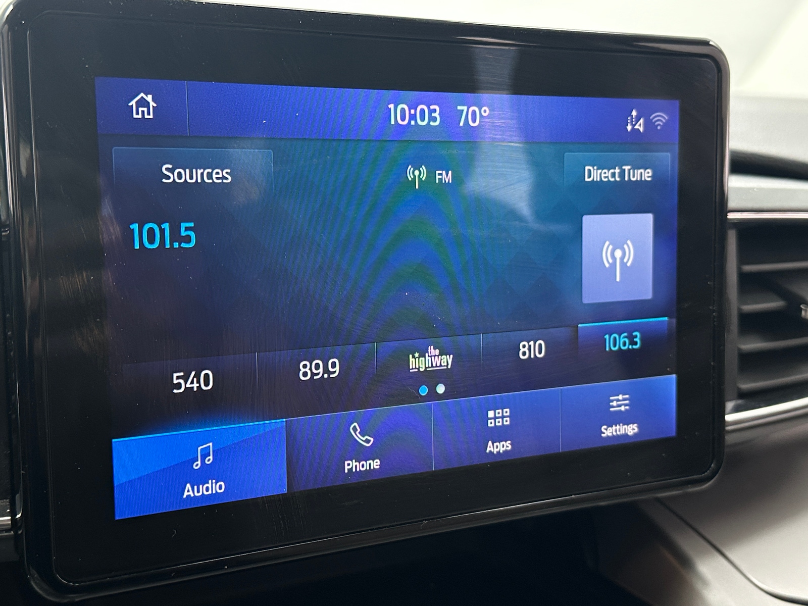 Thumbnail: 2020 Ford Explorer - 4