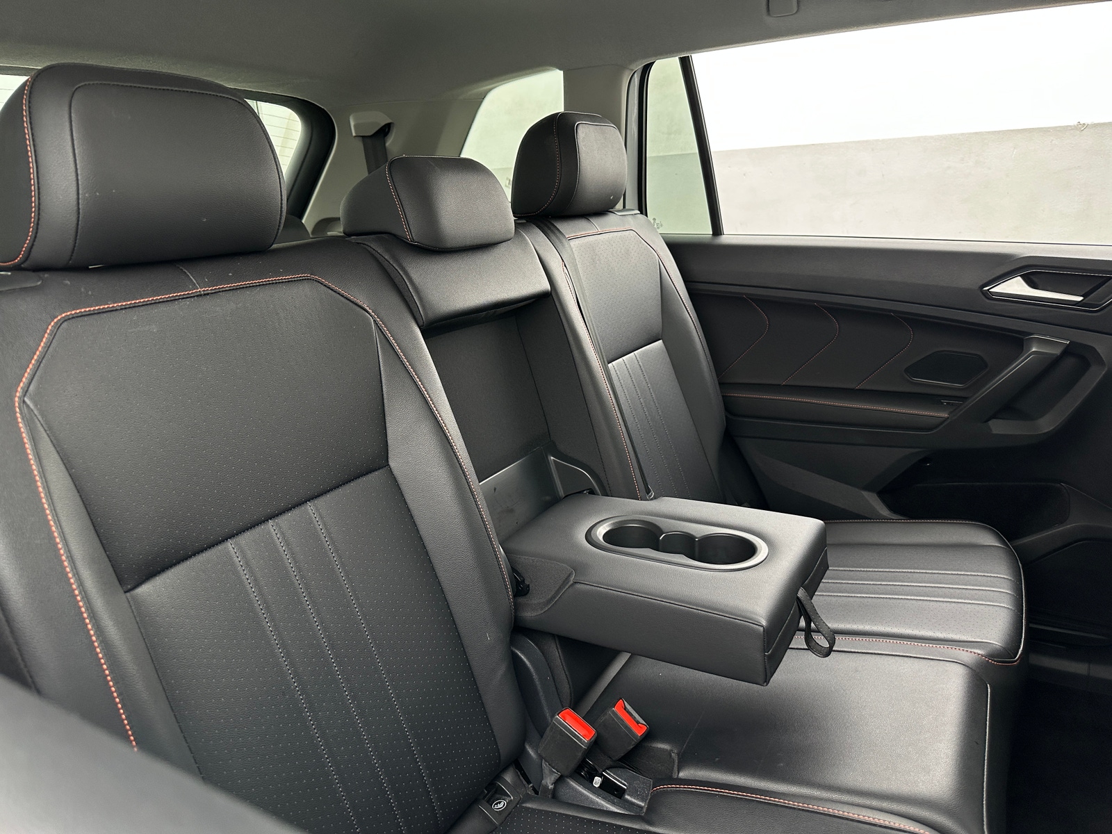 Thumbnail: 2024 Volkswagen Tiguan - 5