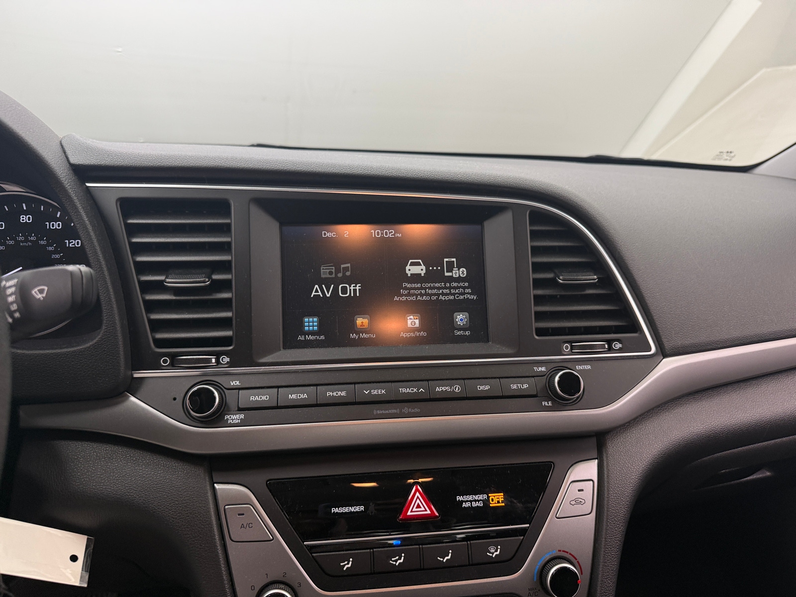 Thumbnail: 2018 Hyundai Elantra - 4