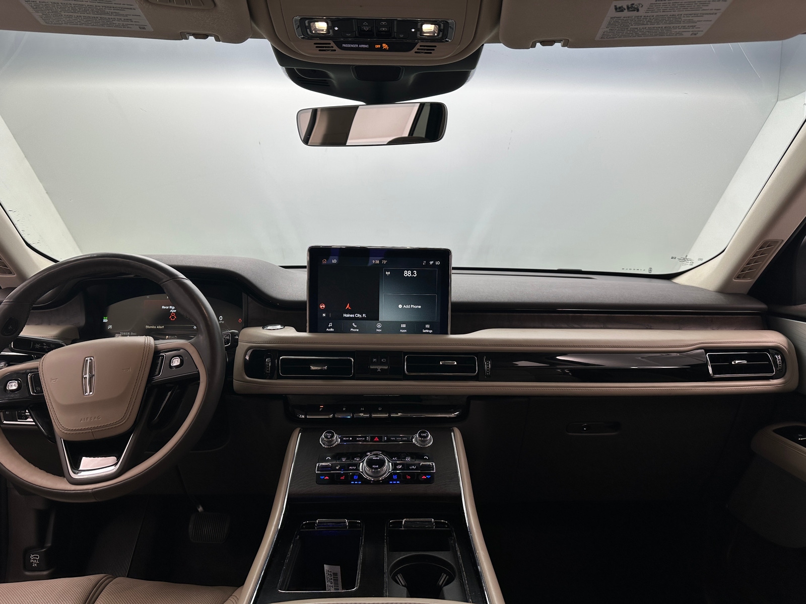 Thumbnail: 2020 Lincoln Aviator - 2