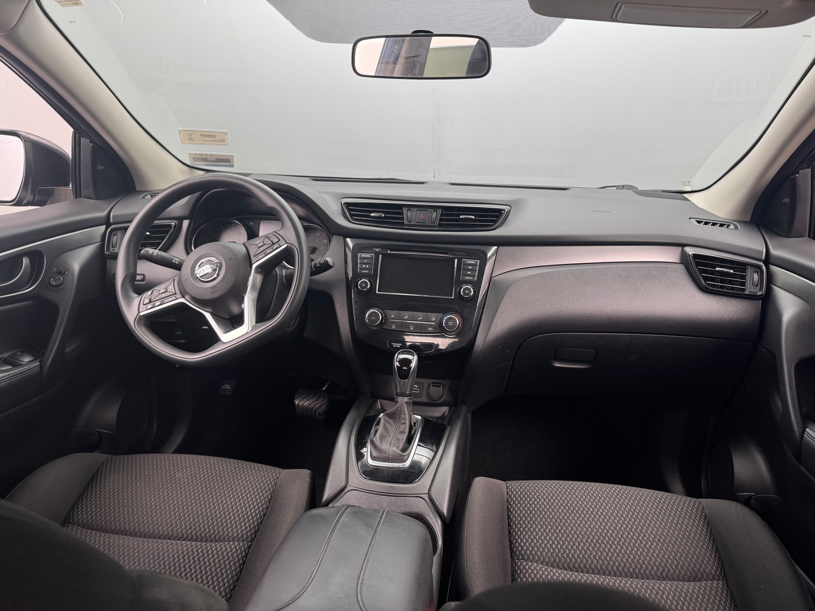 Thumbnail: 2019 Nissan Rogue Sport - 3