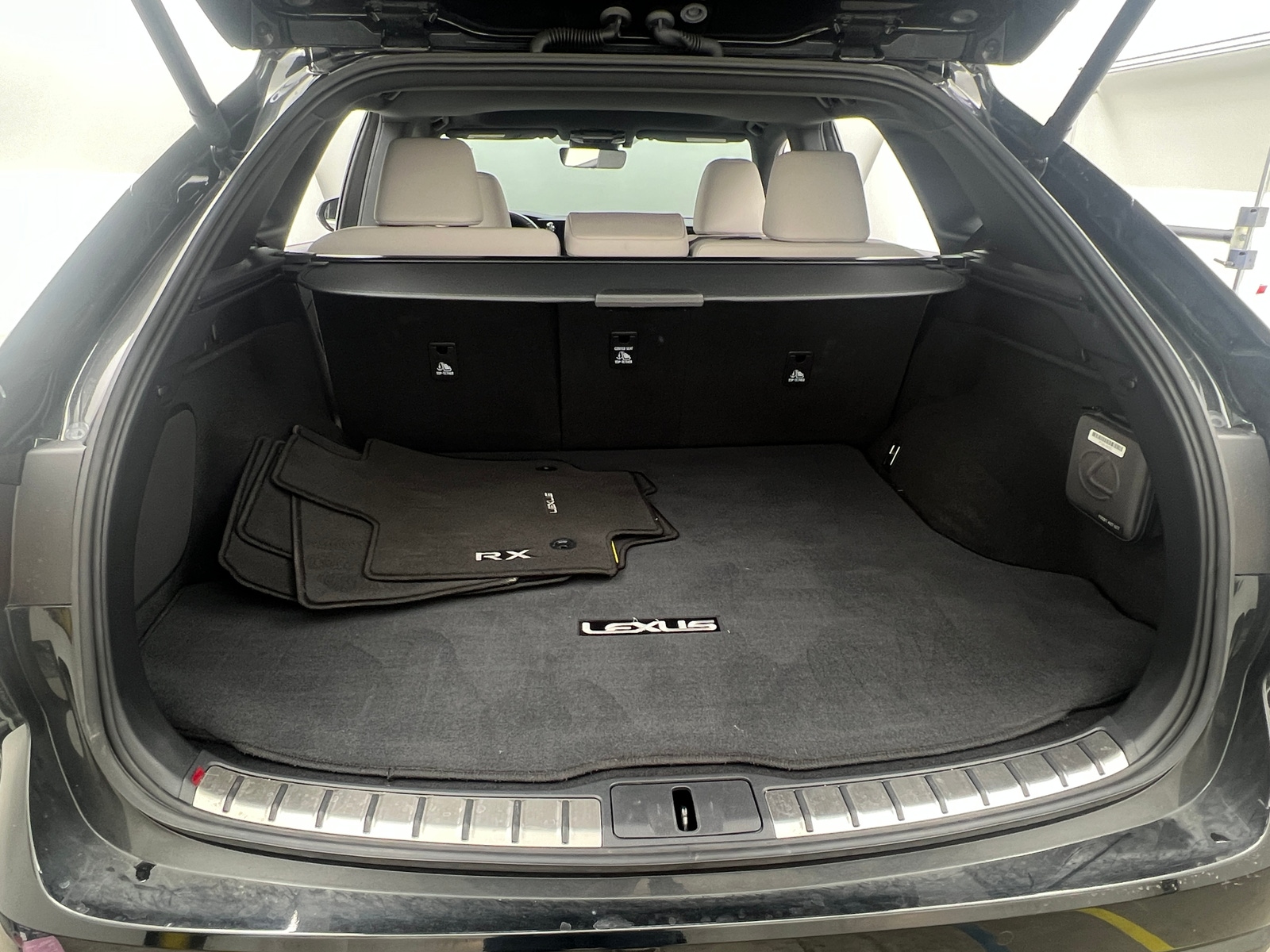 Thumbnail: 2023 Lexus RX - 6