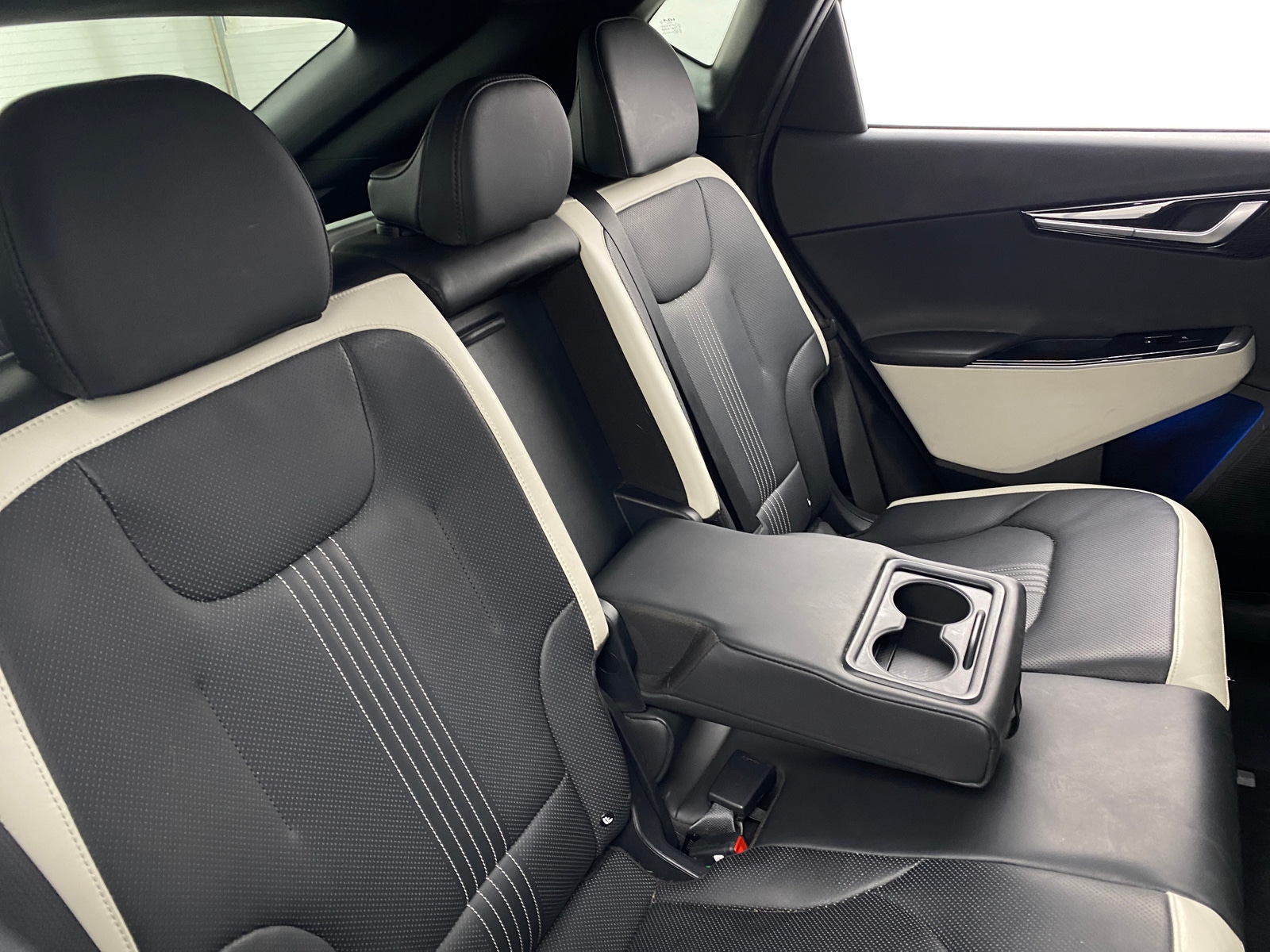 Thumbnail: 2023 Kia EV6 - 5