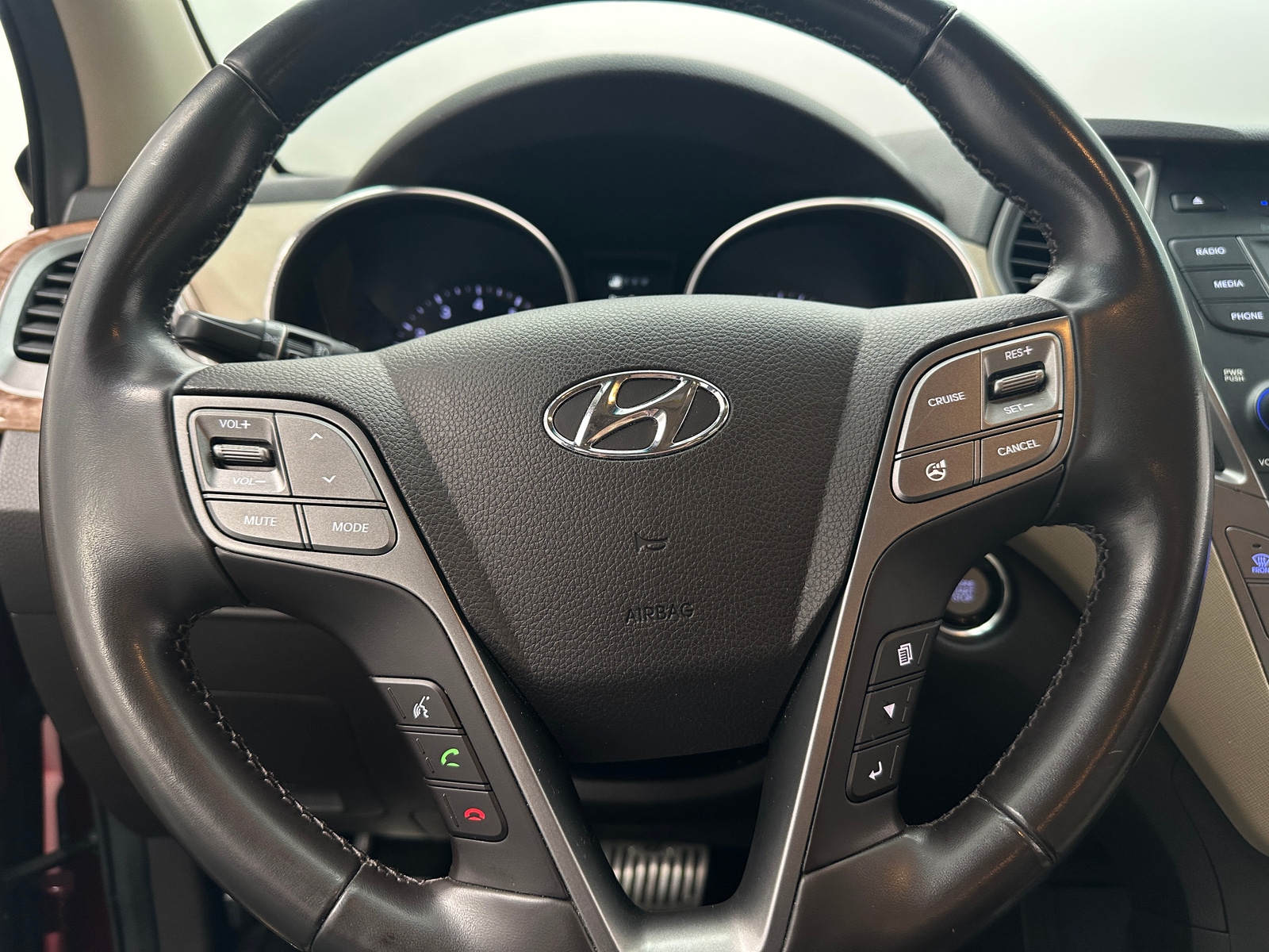 Thumbnail: 2013 Hyundai Santa Fe - 5