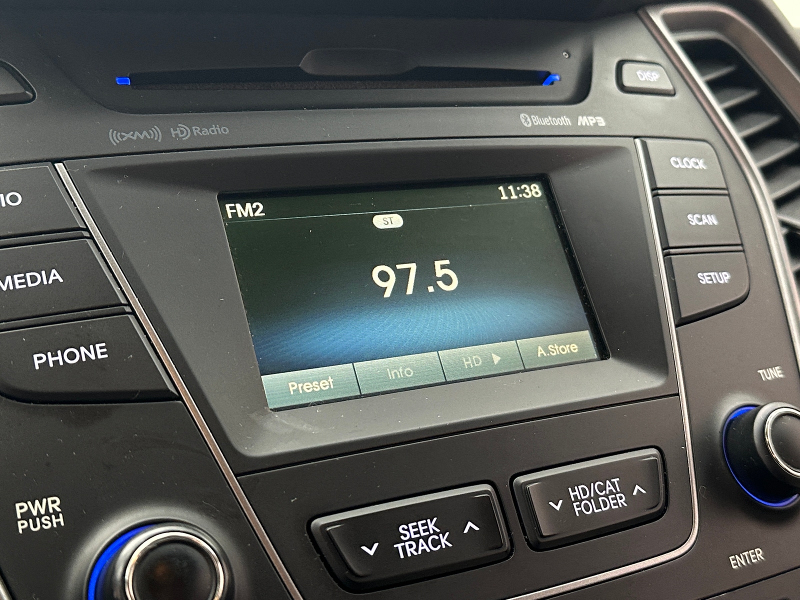 Thumbnail: 2013 Hyundai Santa Fe - 4