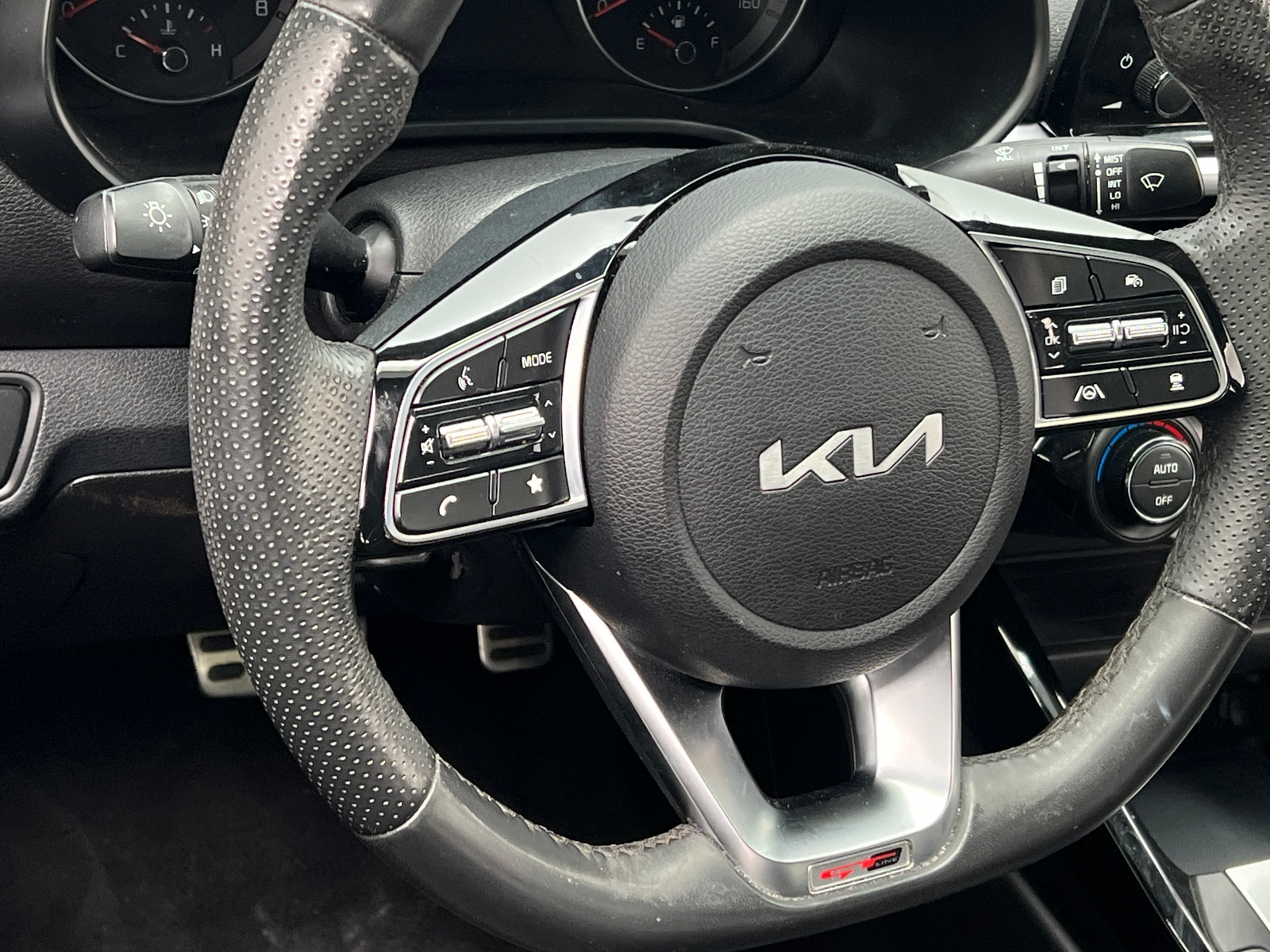 Thumbnail: 2023 Kia Forte - 4