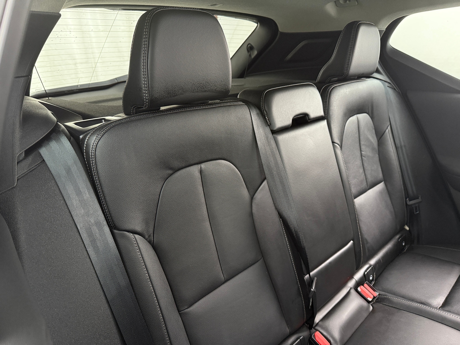 Thumbnail: 2024 Volvo XC40 - 5