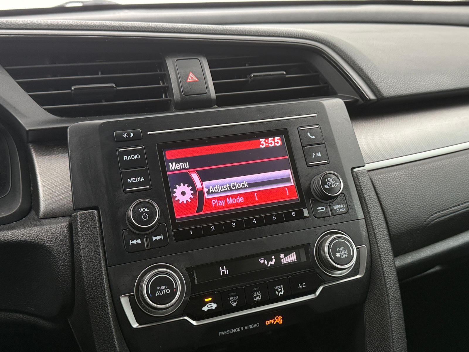 Thumbnail: 2016 Honda Civic - 4