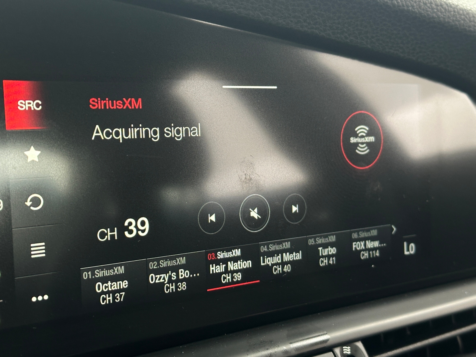 Thumbnail: 2022 Alfa Romeo Giulia - 3