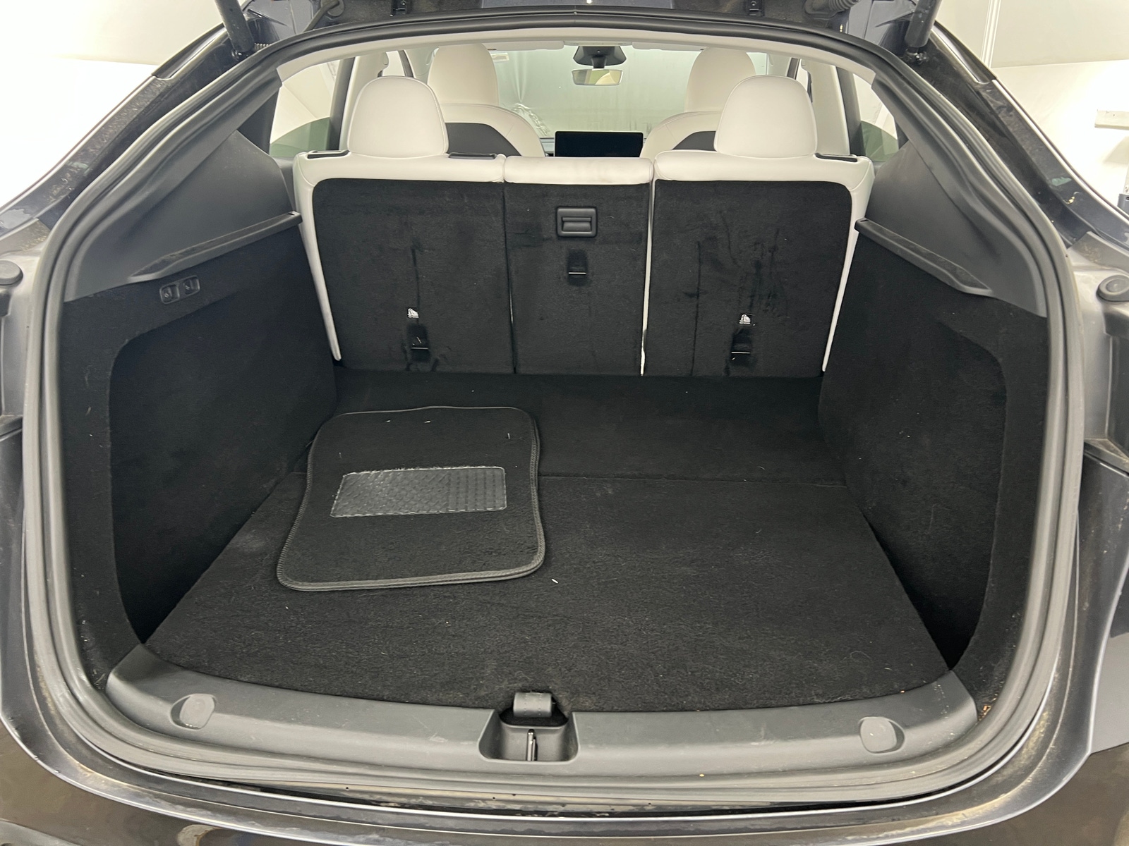 Thumbnail: 2025 Tesla Model Y - 7