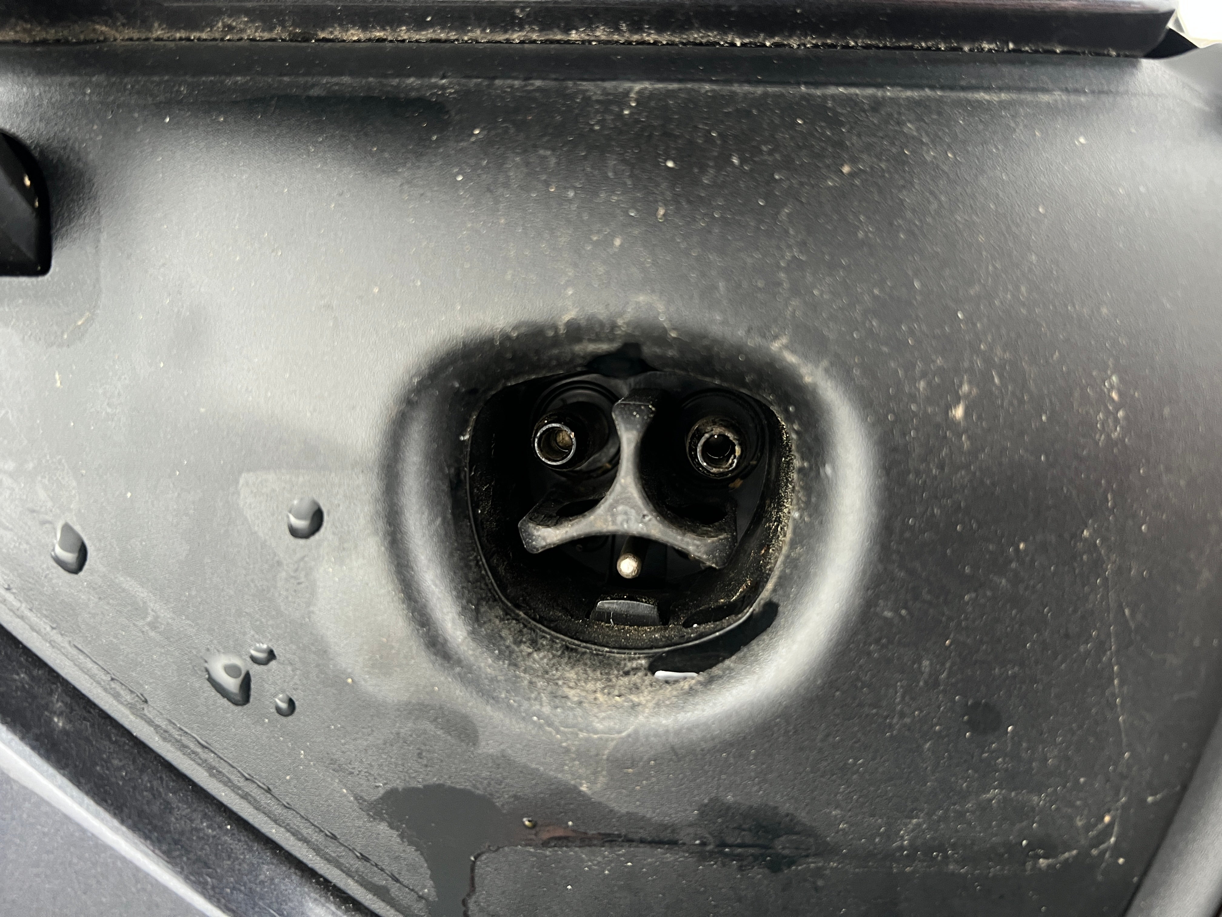 Used 2025 Tesla Model Y Performance with VIN 7SAYGDEF9SA336852 for sale in Oak Creek, WI