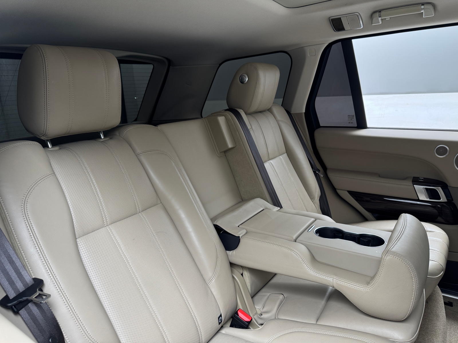 Thumbnail: 2017 Land Rover Range Rover - 5