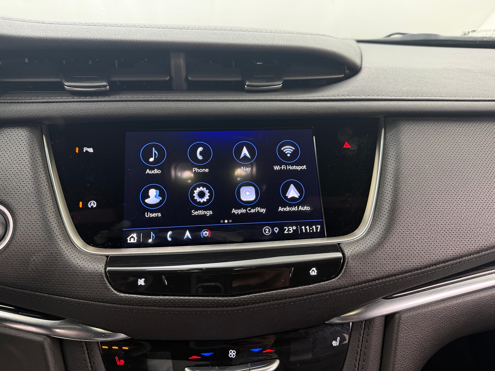 Thumbnail: 2025 Cadillac XT5 - 3