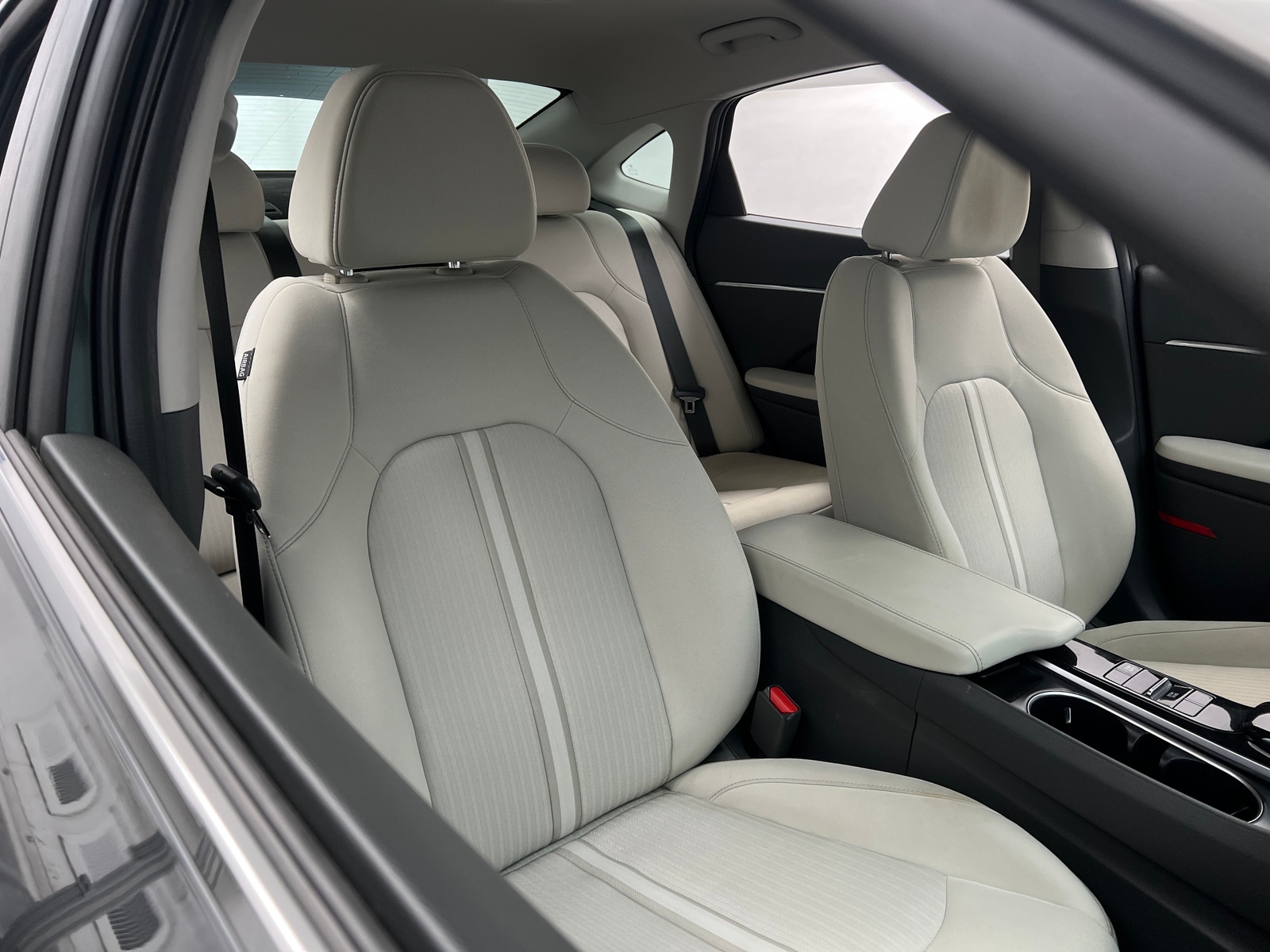 Thumbnail: 2023 Hyundai Sonata - 2