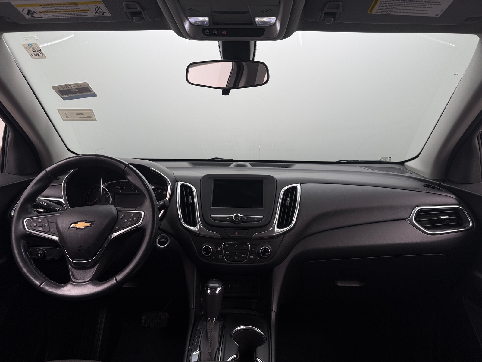 Thumbnail: 2019 Chevrolet Equinox - 3