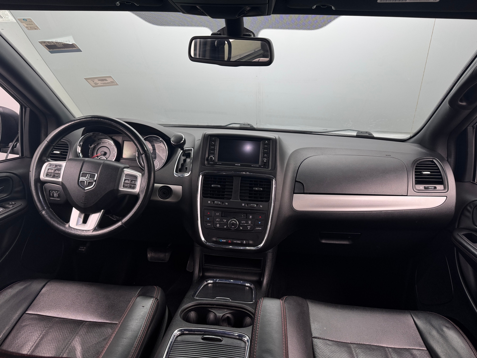 Thumbnail: 2019 Dodge Grand Caravan - 2