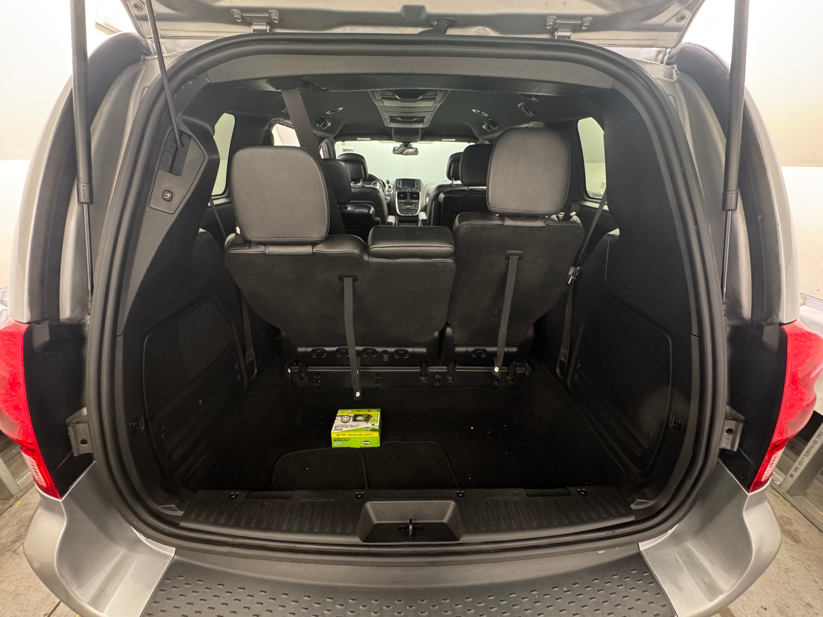 Thumbnail: 2019 Dodge Grand Caravan - 6