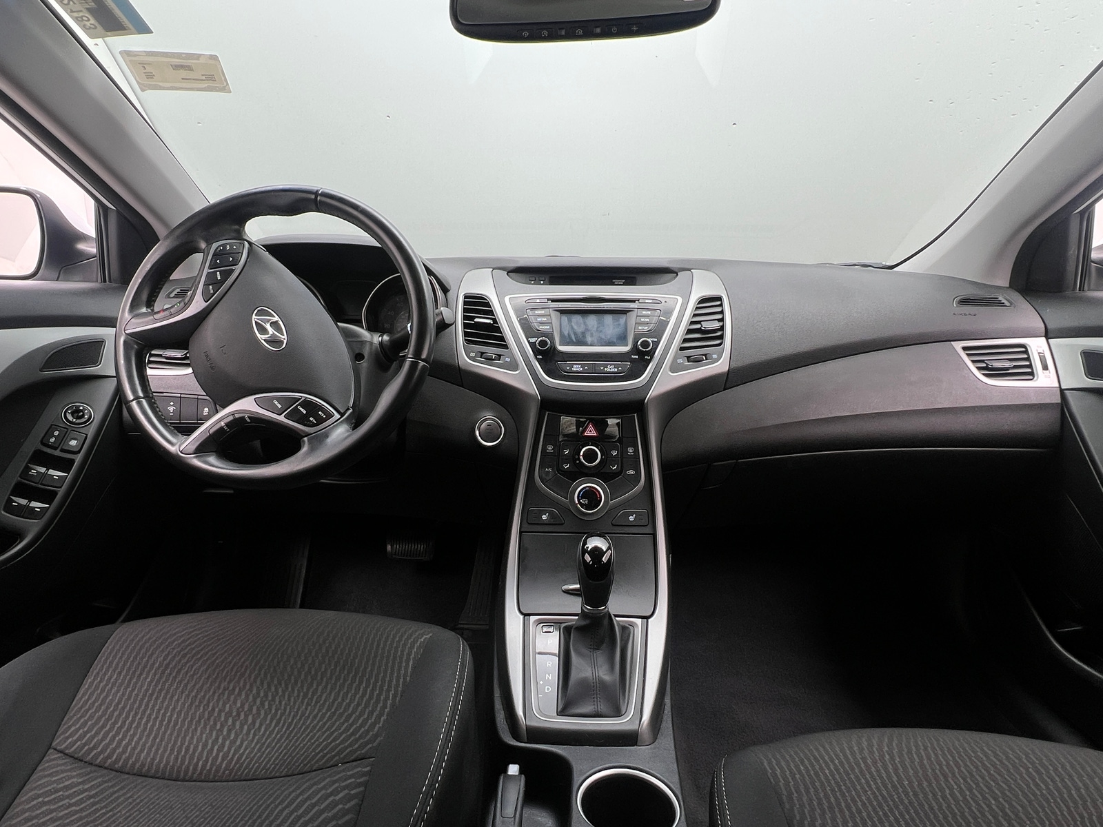 Thumbnail: 2016 Hyundai Elantra - 3