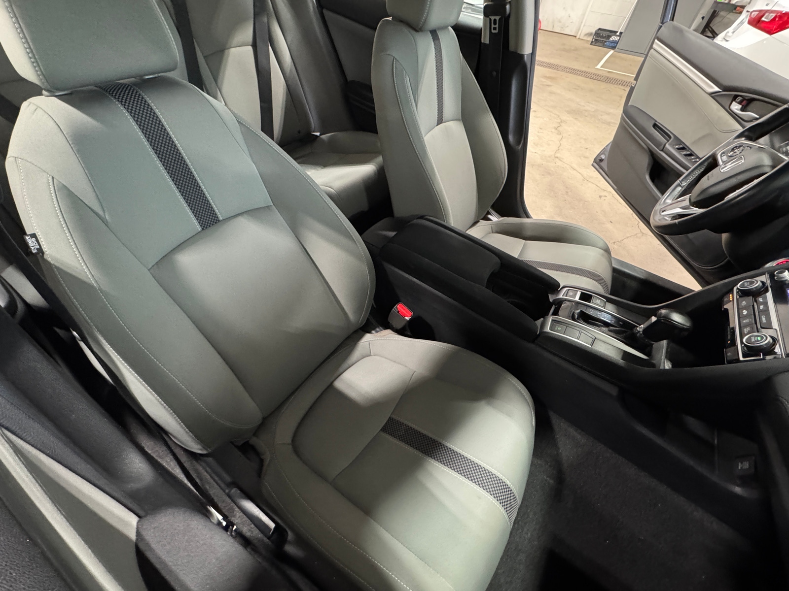 Thumbnail: 2019 Honda Civic - 2