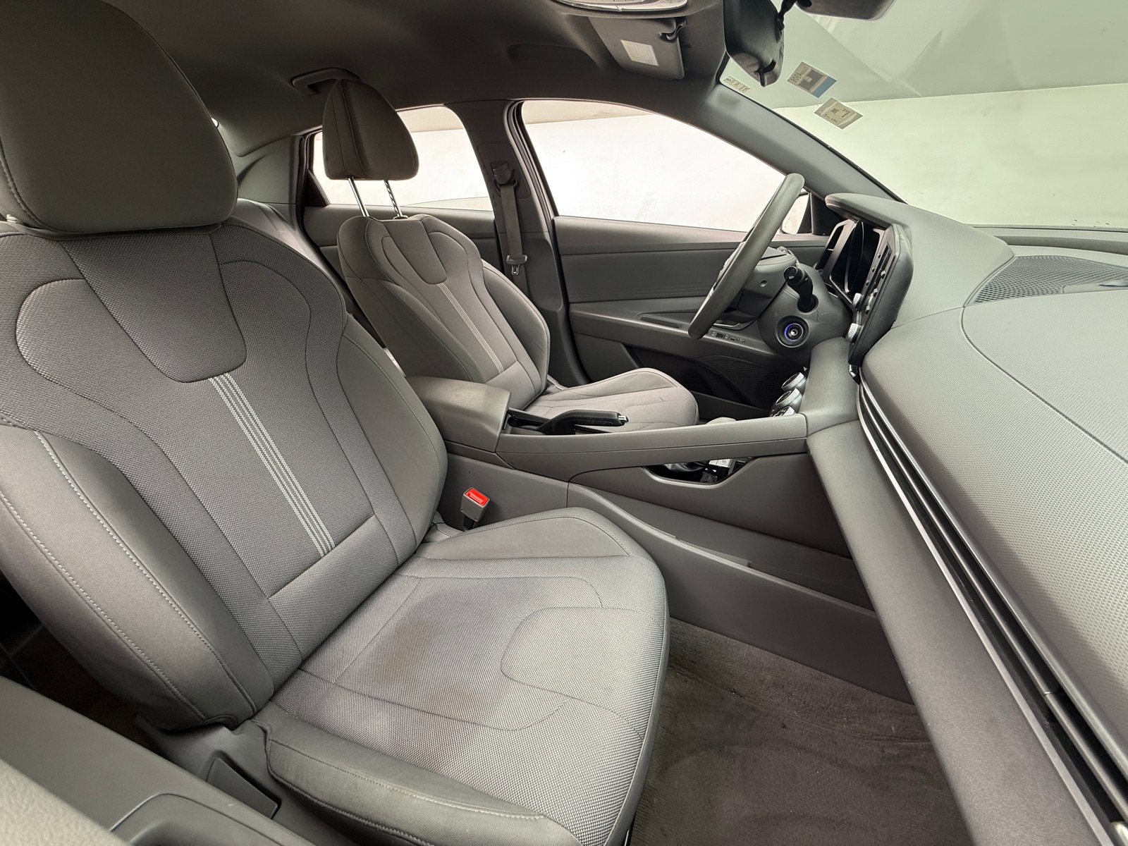 Thumbnail: 2021 Hyundai Elantra - 2