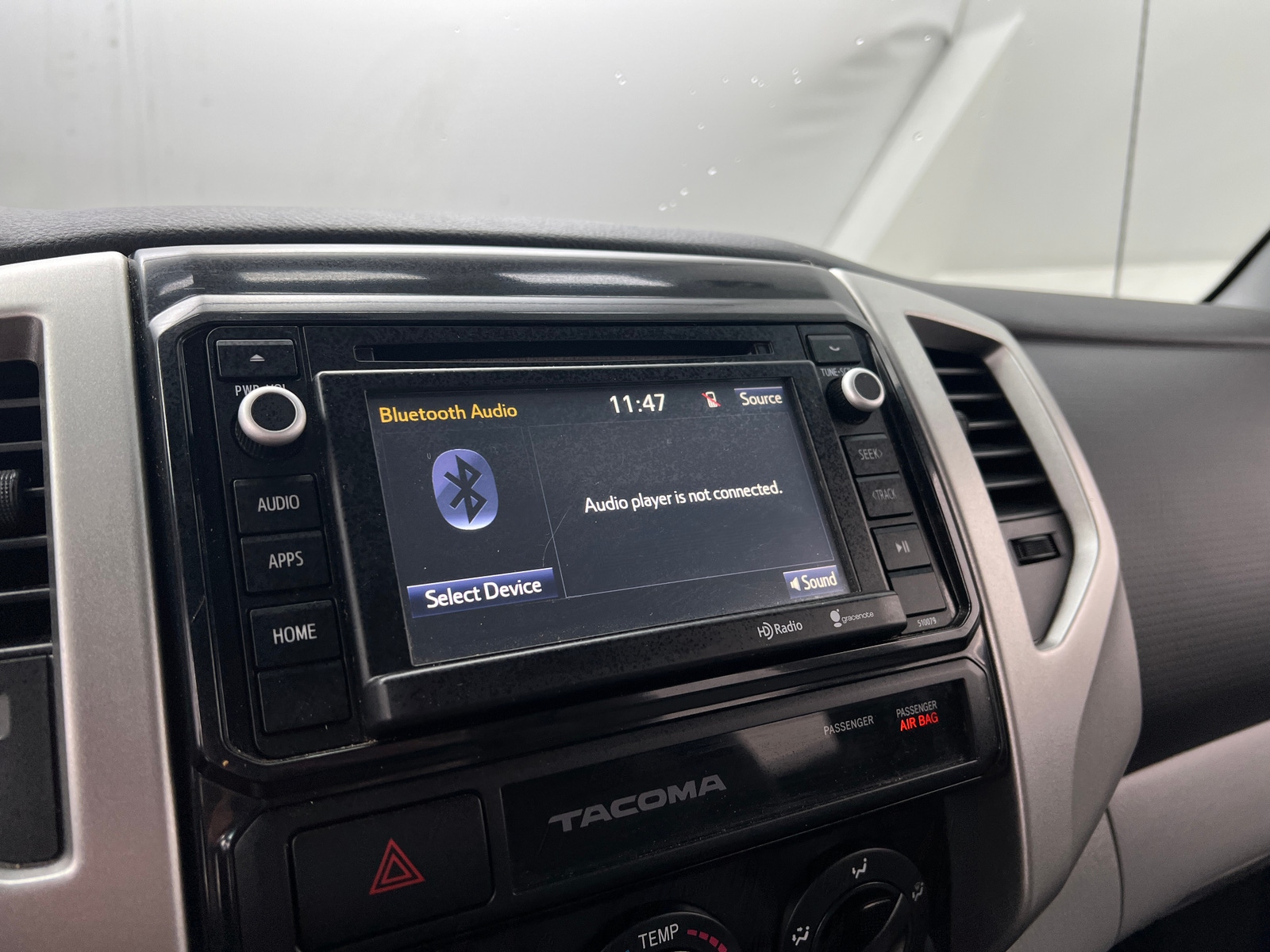 Thumbnail: 2015 Toyota Tacoma - 4