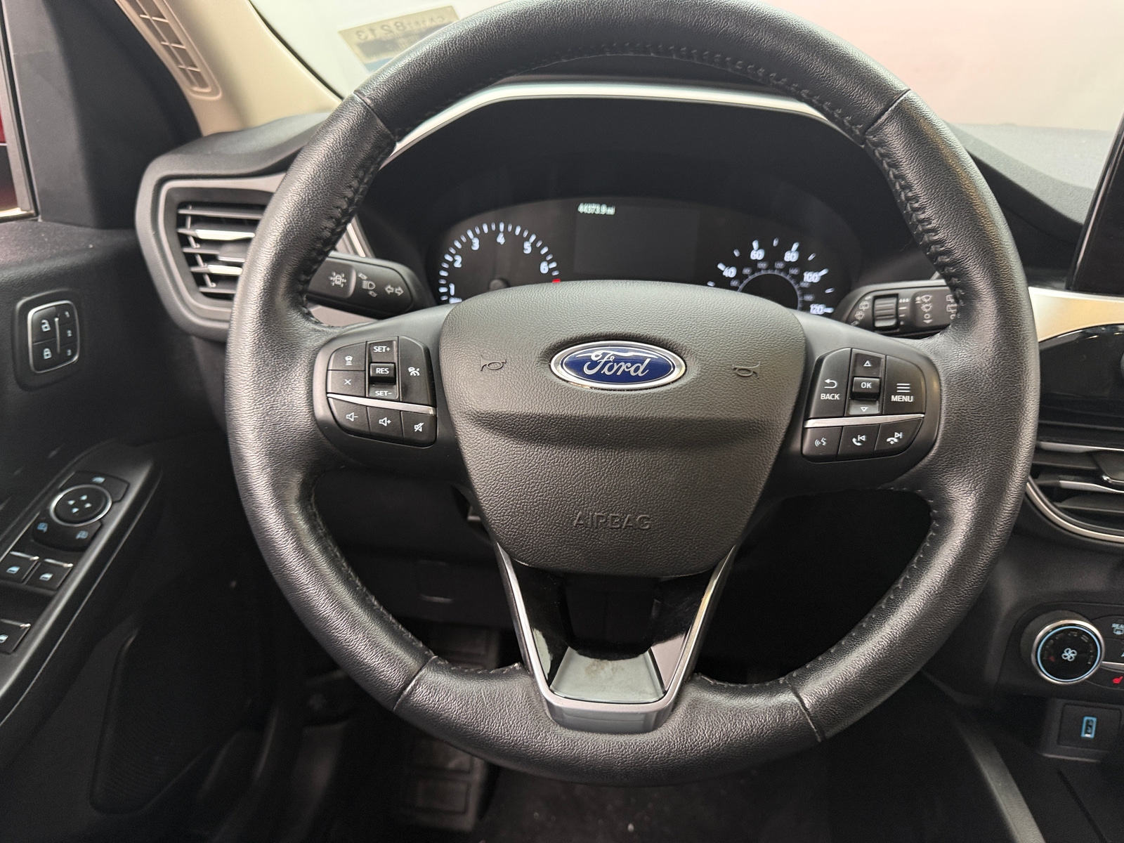 Thumbnail: 2020 Ford Escape - 4