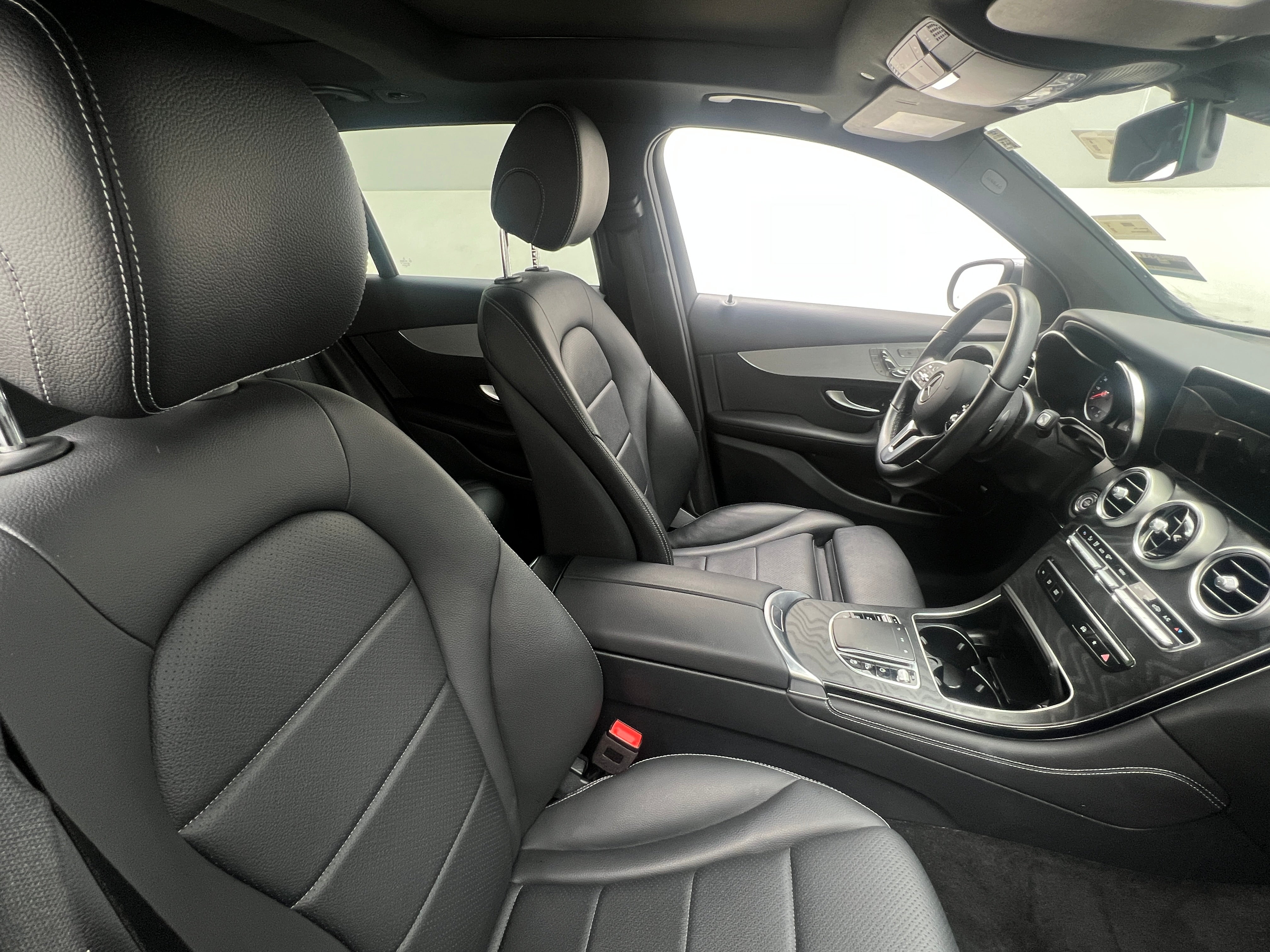 2021 Mercedes-Benz GLC