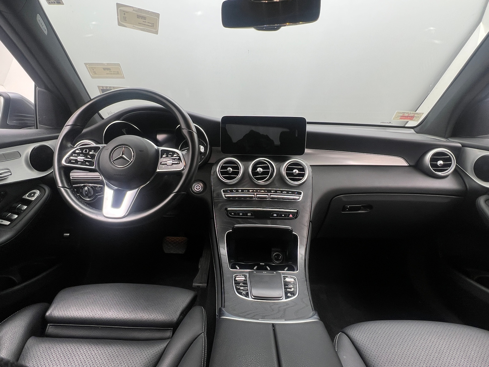 Thumbnail: 2021 Mercedes-Benz GLC - 2