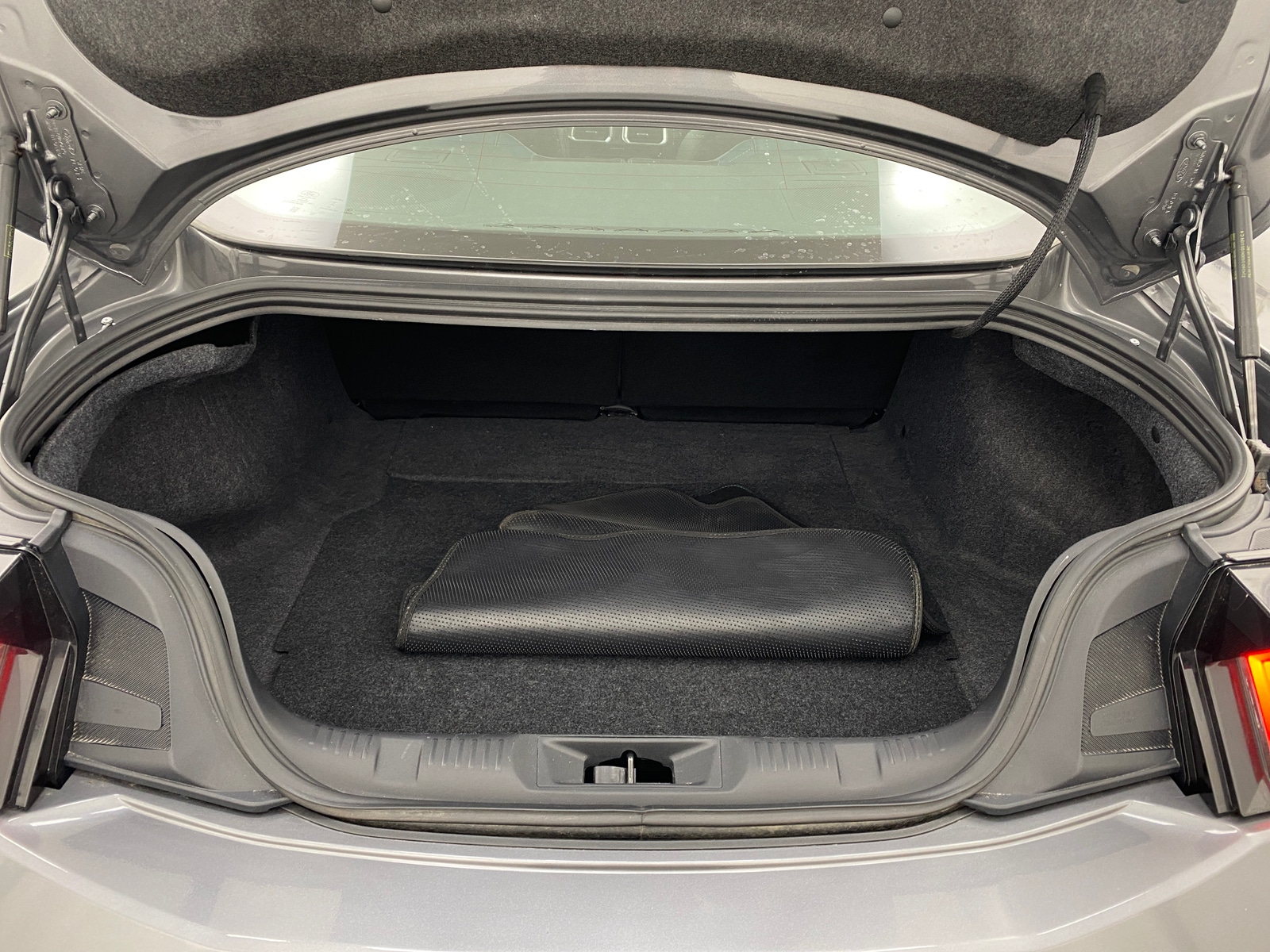 Thumbnail: 2024 Ford Mustang - 4