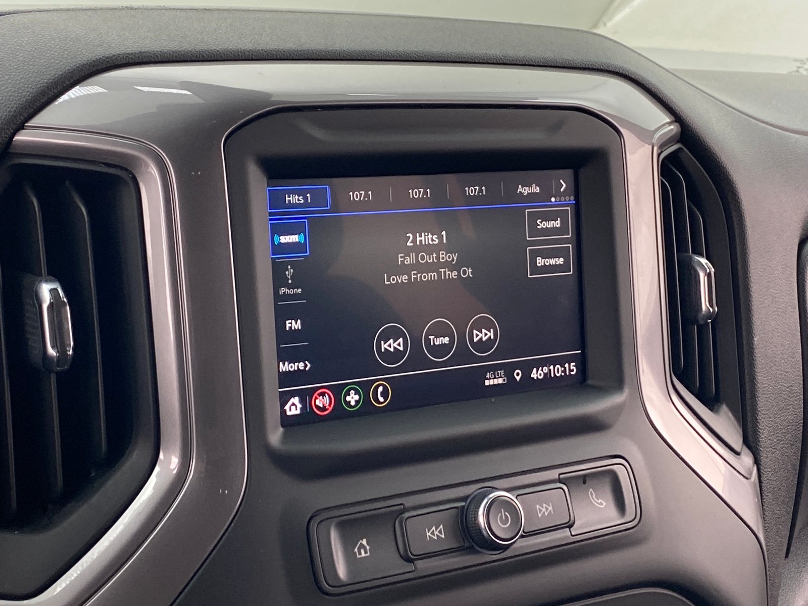 Thumbnail: 2022 Chevrolet Silverado 1500 - 4