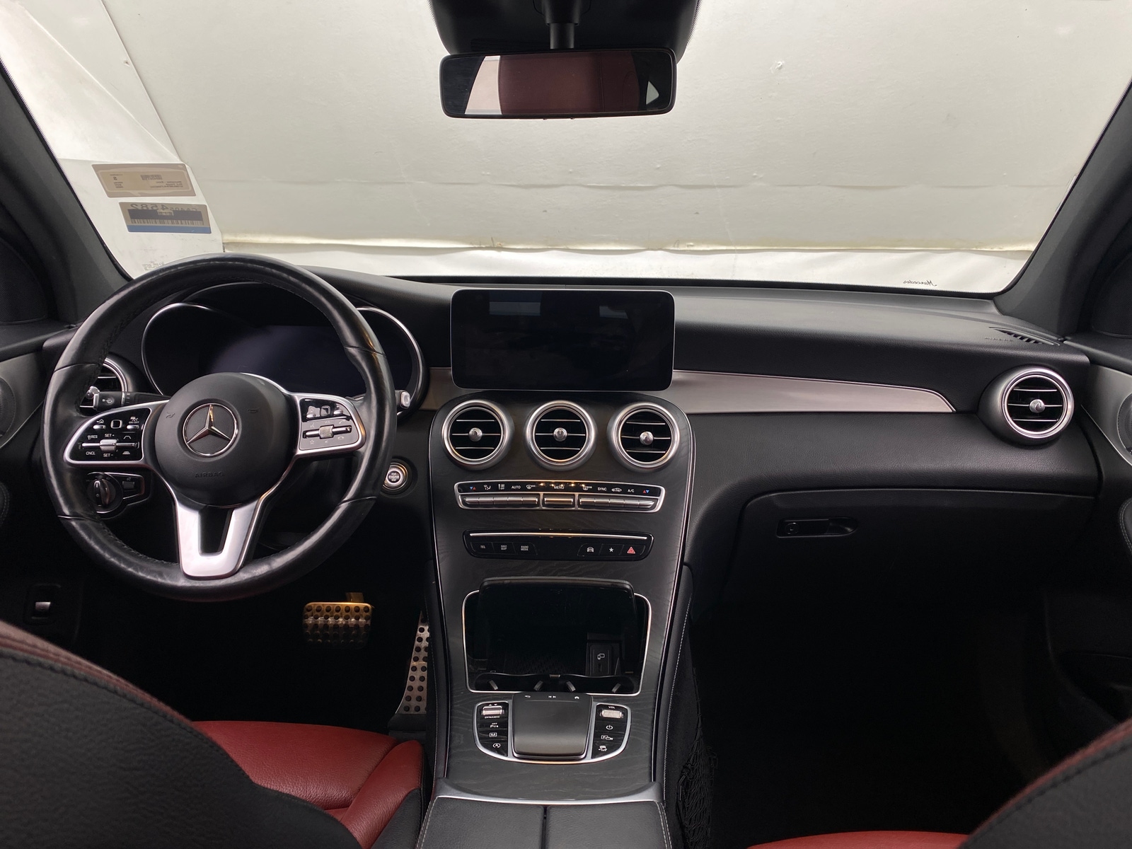 Thumbnail: 2020 Mercedes-Benz GLC - 2