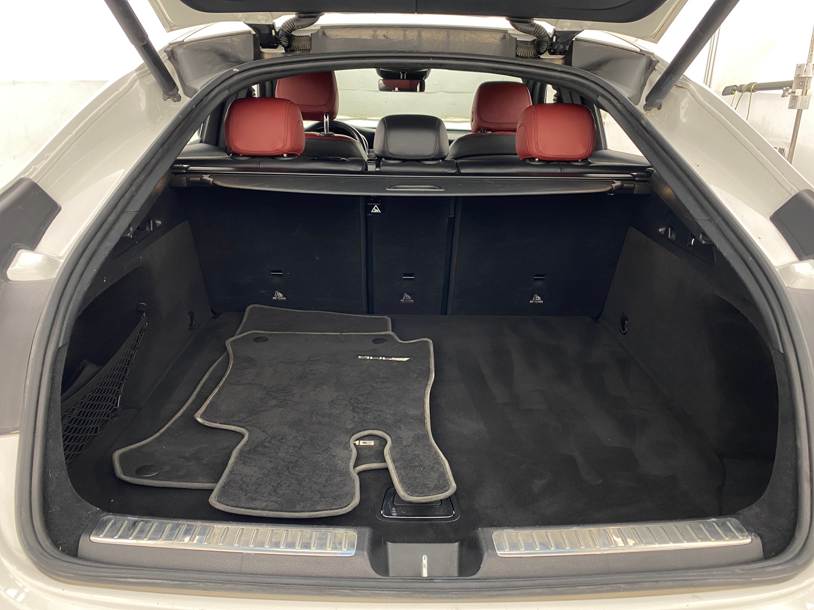 Thumbnail: 2020 Mercedes-Benz GLC - 6