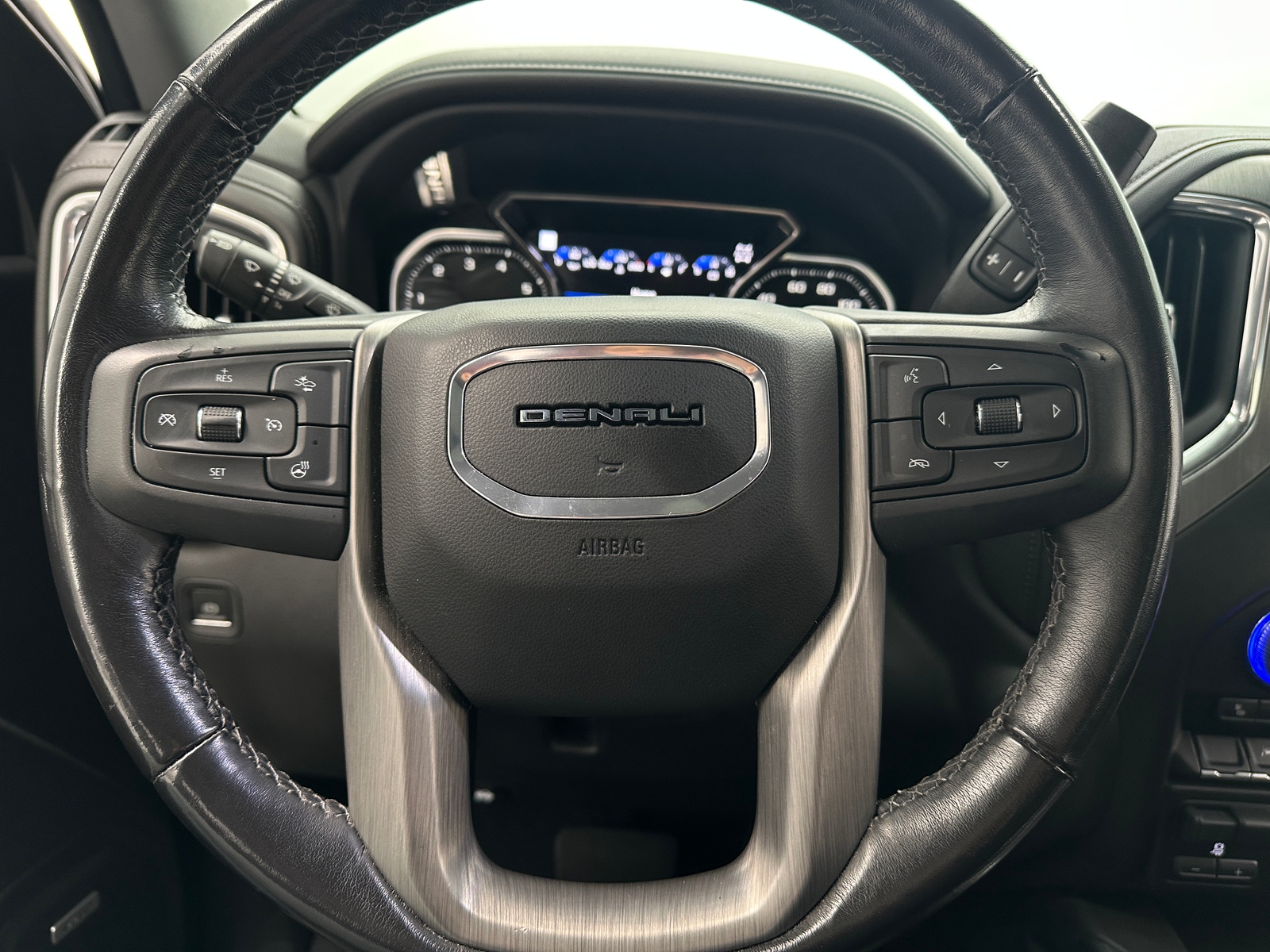 Thumbnail: 2022 GMC Sierra 1500 - 4