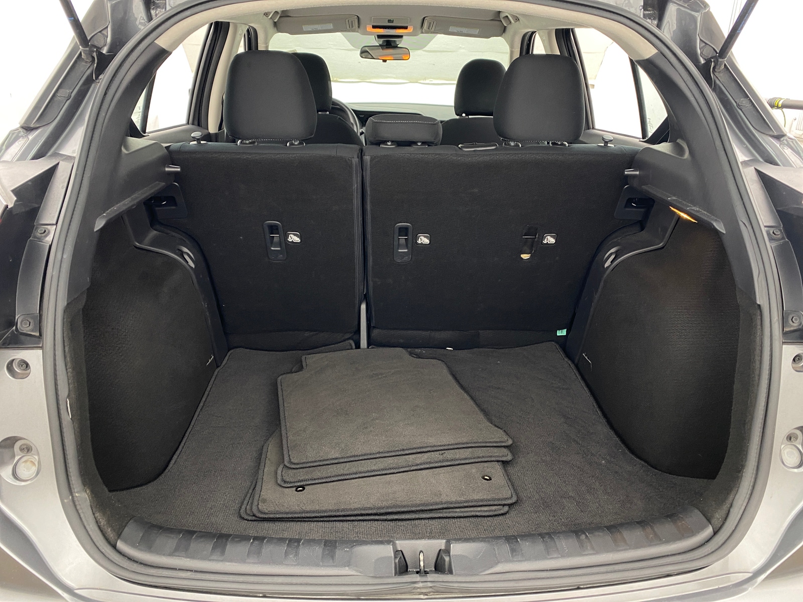 Thumbnail: 2024 Nissan Kicks - 7