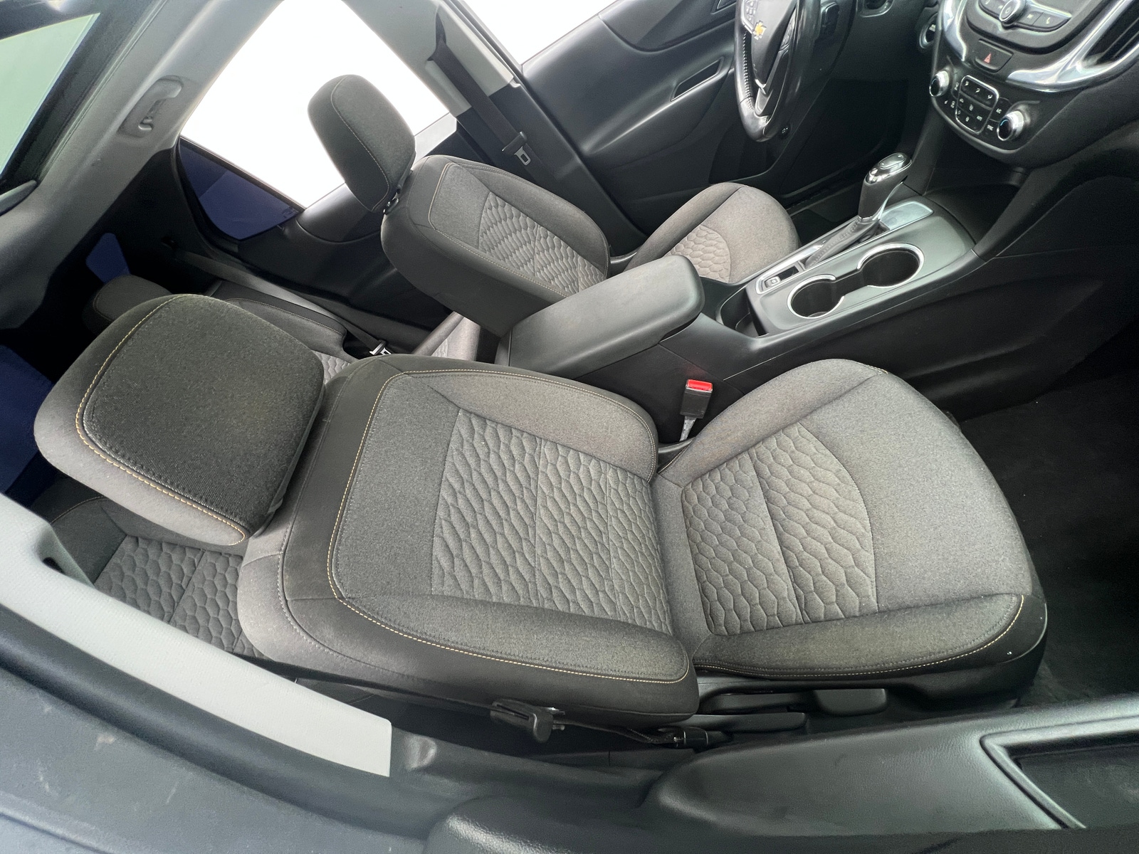 Thumbnail: 2021 Chevrolet Equinox - 2