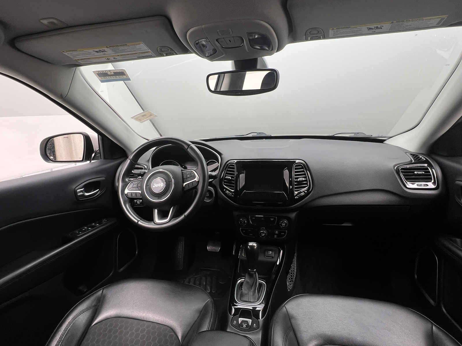 Thumbnail: 2018 Jeep Compass - 3