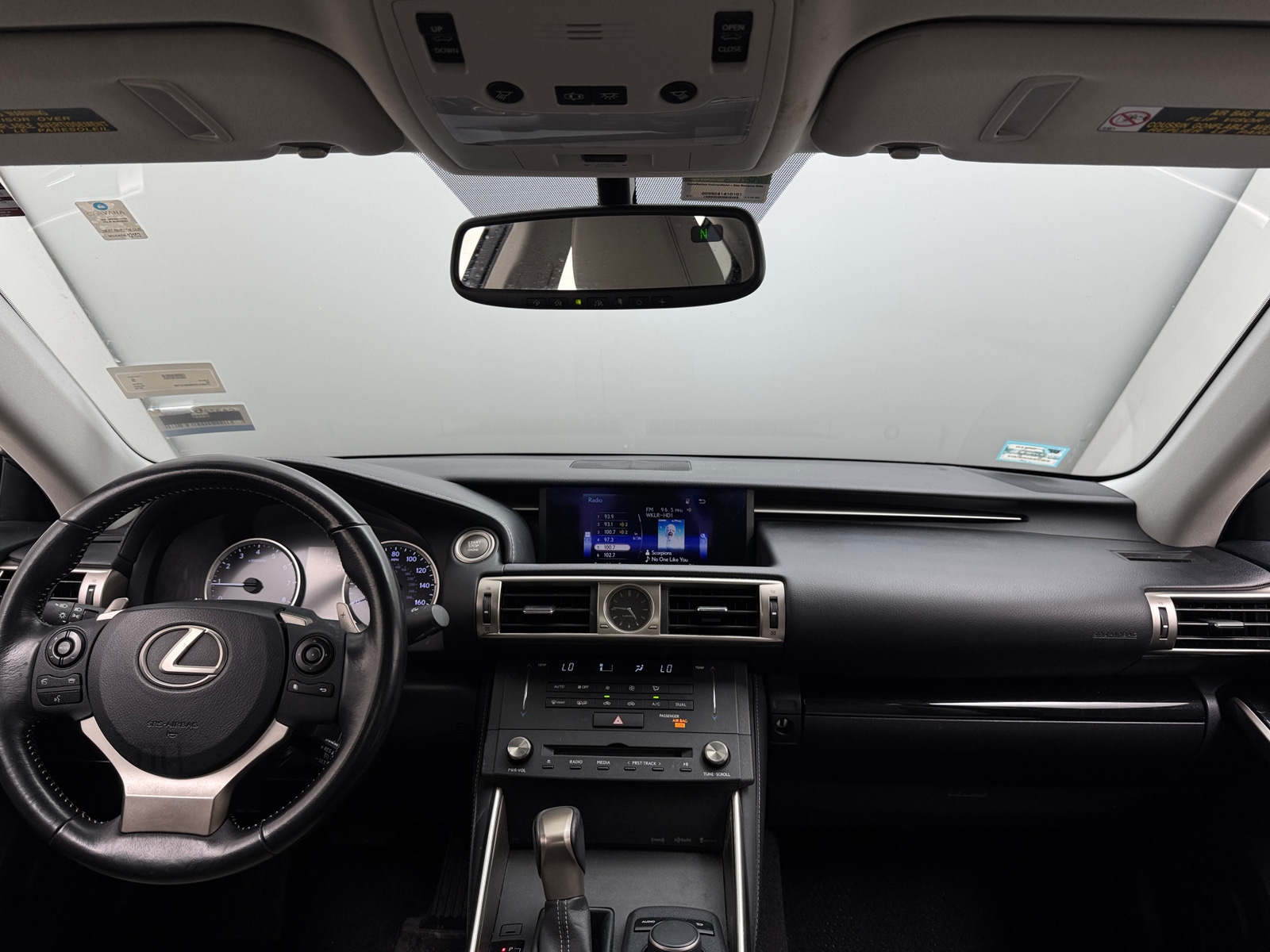 Thumbnail: 2016 Lexus IS - 2