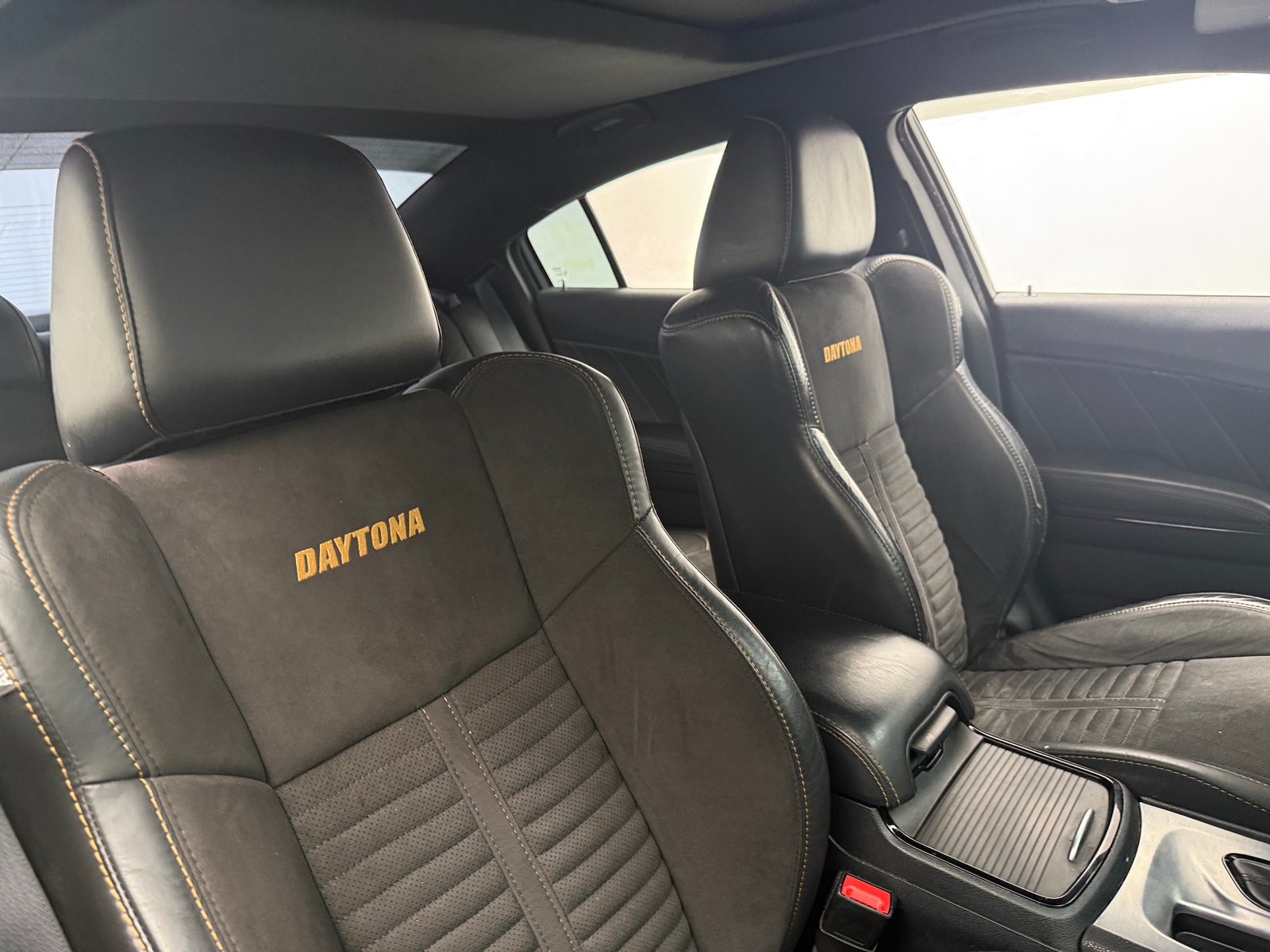 Thumbnail: 2017 Dodge Charger - 2