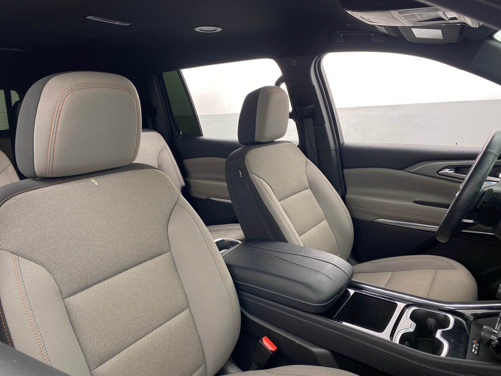 Thumbnail: 2025 Chevrolet Traverse - 2