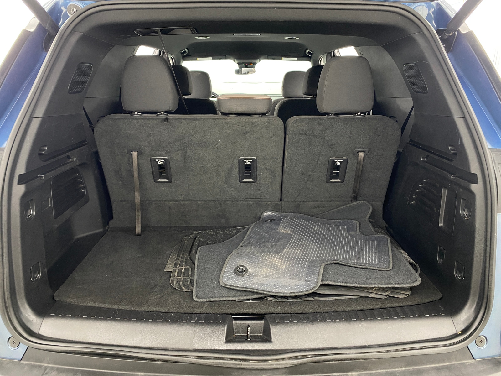 Thumbnail: 2025 Chevrolet Traverse - 7