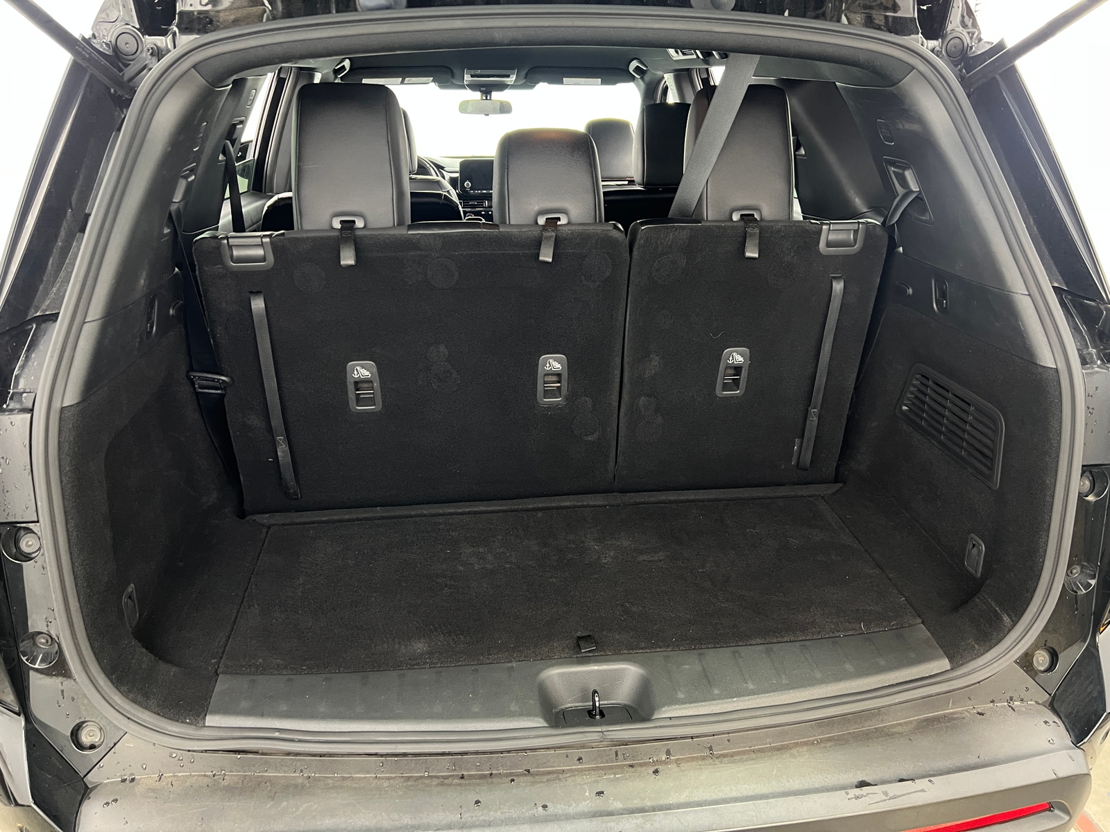 Thumbnail: 2023 Nissan Pathfinder - 6