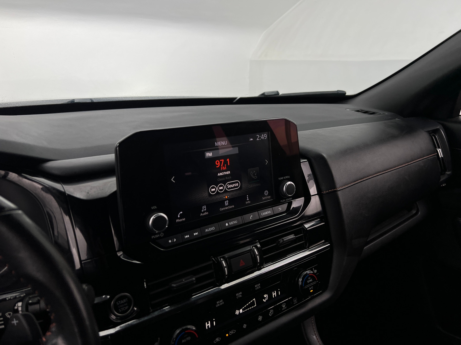 Thumbnail: 2023 Nissan Pathfinder - 3