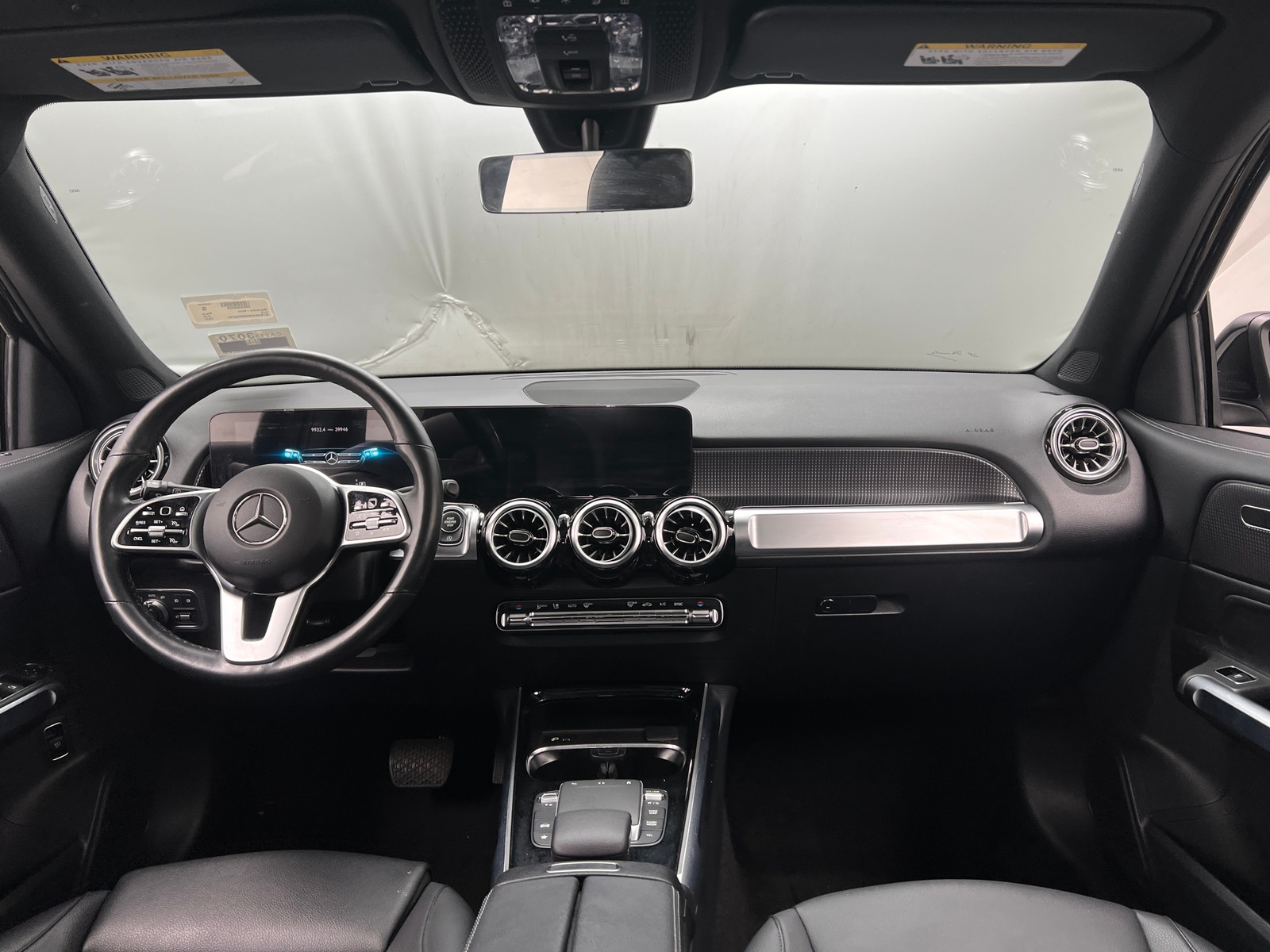 Thumbnail: 2022 Mercedes-Benz GLB - 2