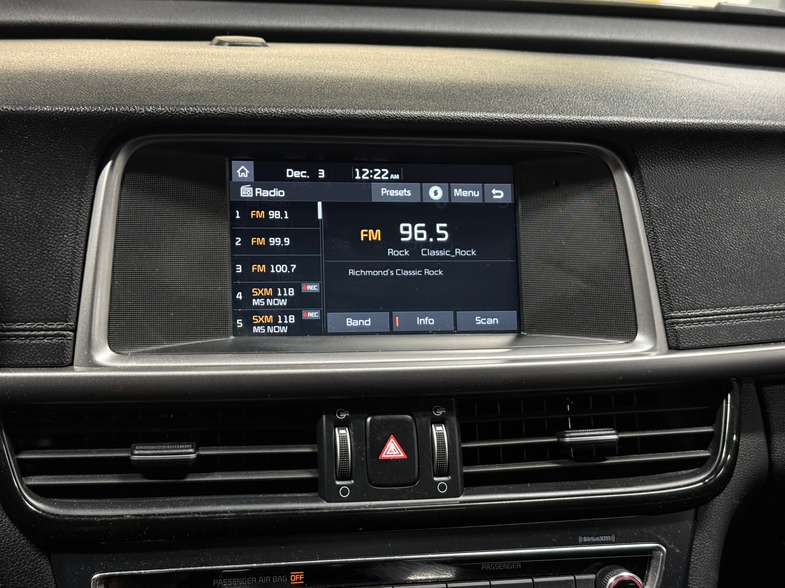 Thumbnail: 2018 Kia Optima - 4