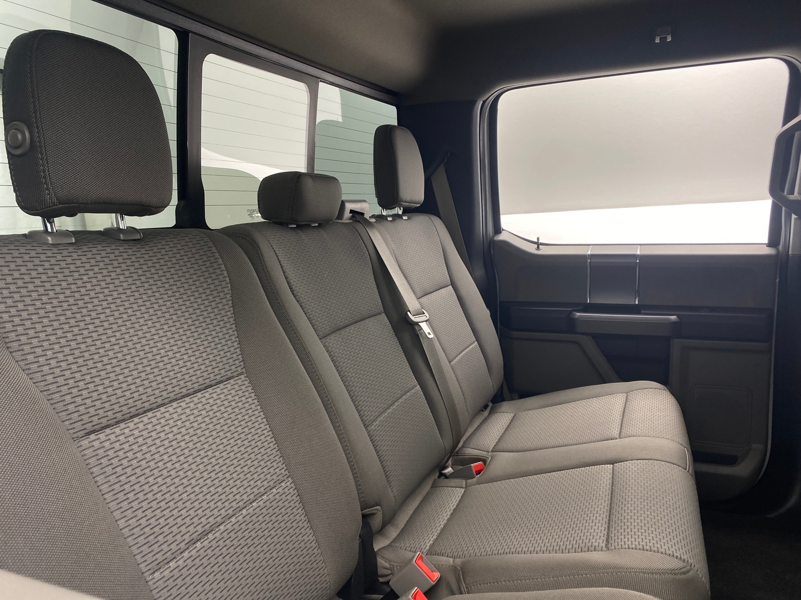 Thumbnail: 2019 Ford Econoline - 6