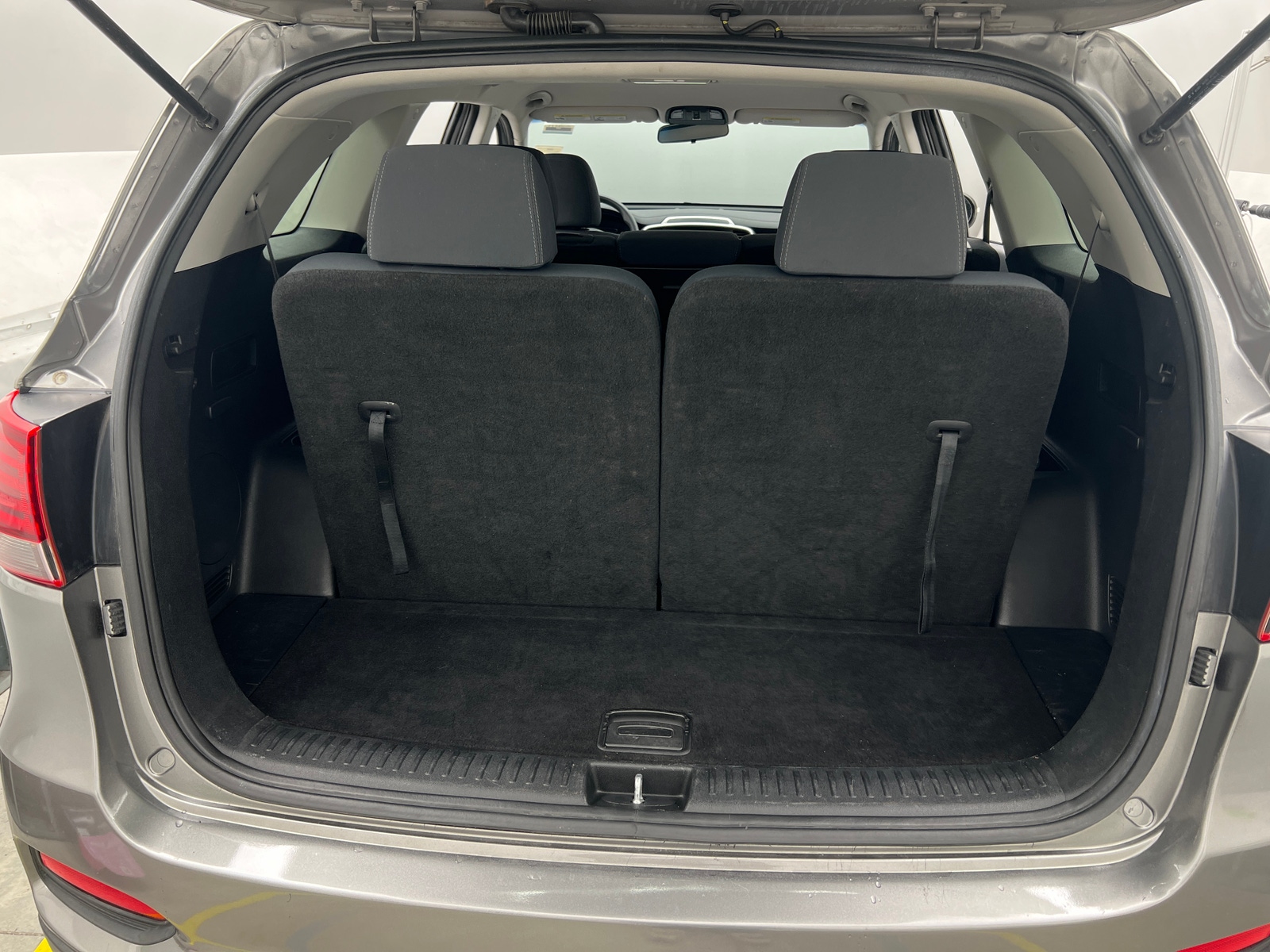 Thumbnail: 2019 Kia Sorento - 7